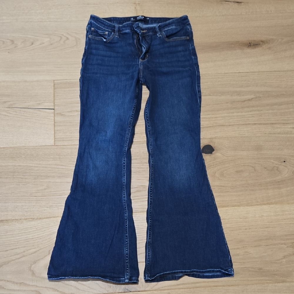 Hollister Flare Jeans High Rise10